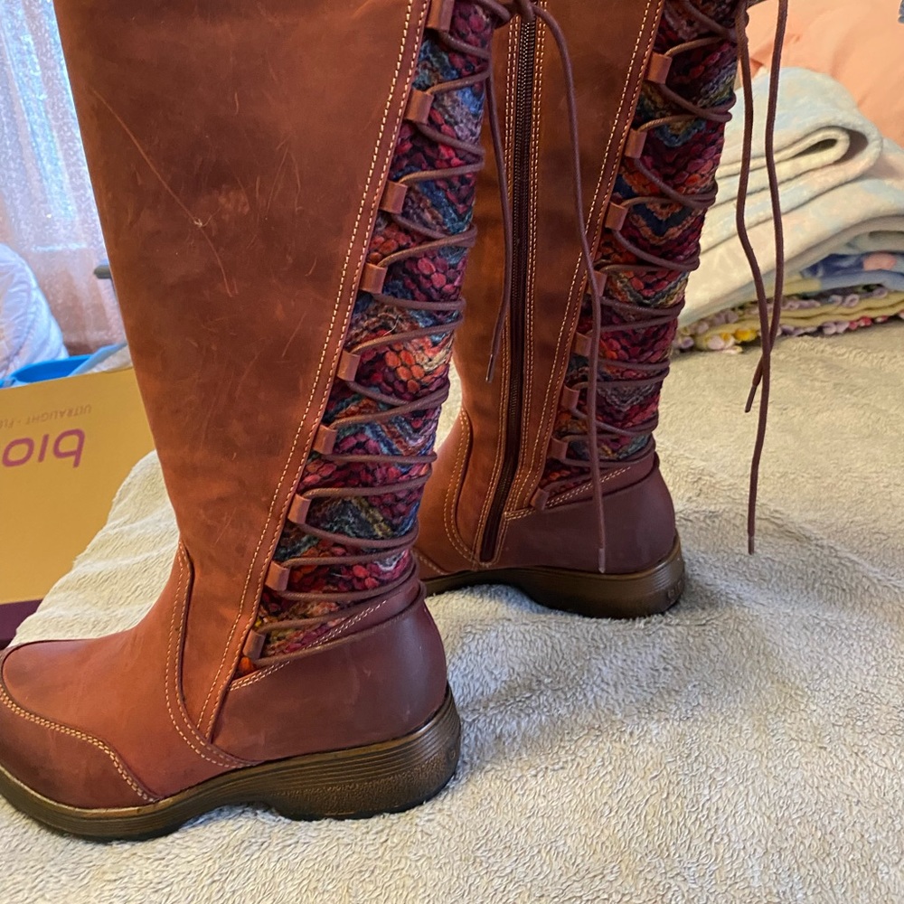 Bionica knee high boots burgundy wine 8.5